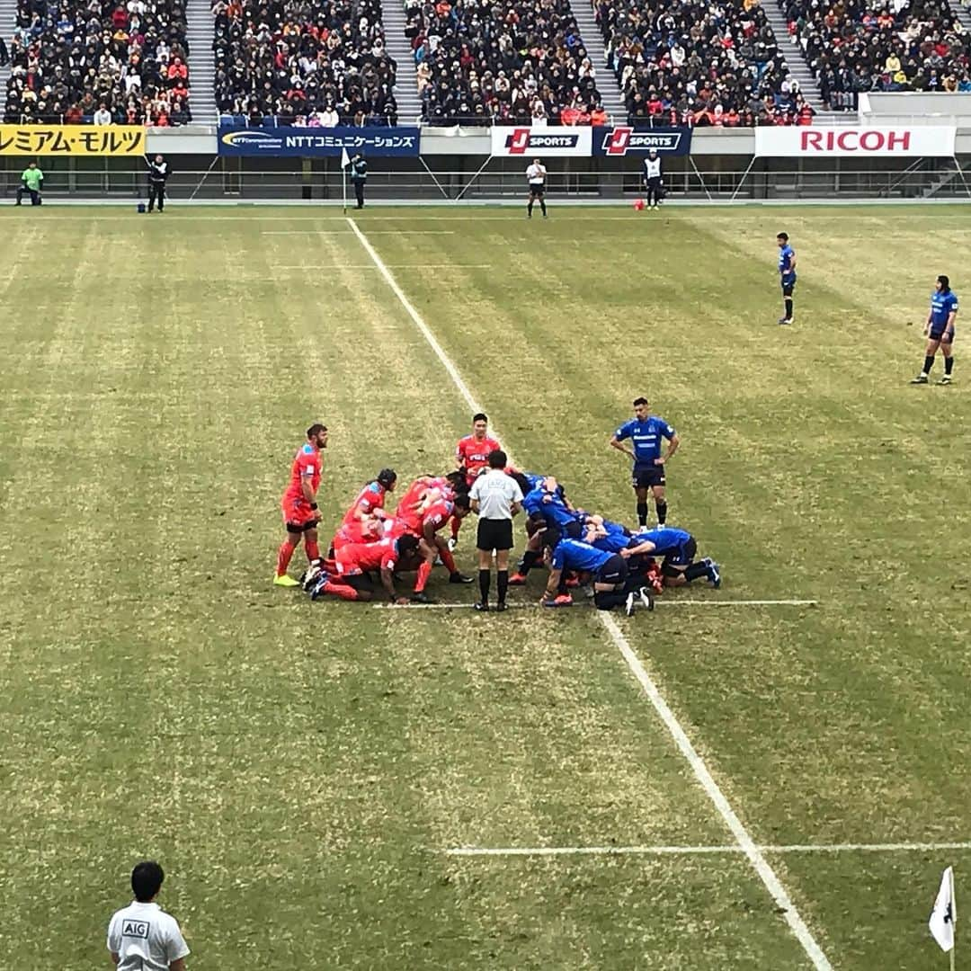 高橋麻美さんのインスタグラム写真 - (高橋麻美Instagram)「昨日は熊谷ラグビー場へ🏉  めちゃくちゃ楽しかった😍 取材した山沢選手も小山選手も活躍してたよ✨✨ ラグビー人気を改めて実感した1日でした😊  #ラグビー #rugby #熊谷  #パナソニックワイルドナイツ  #クボタスピアーズ #日本代表 #山沢拓也 #小山大輝 #japan」1月13日 21時27分 - charmy421