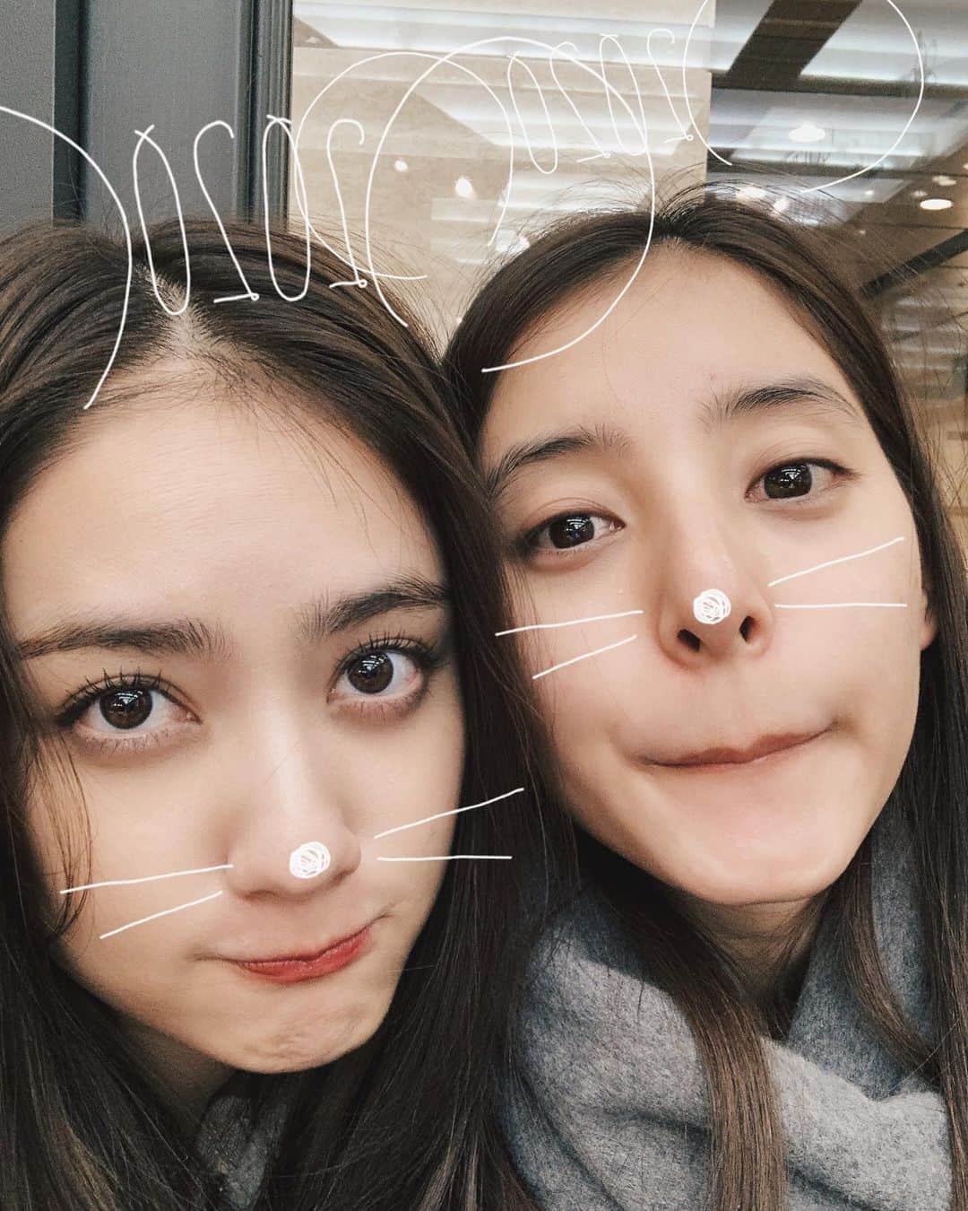 谷まりあさんのインスタグラム写真 - (谷まりあInstagram)「2020年もよろしくおねがいしマウス🐭🥰😚 新成人のみなさんおめでとうございます☺️☺️☺️❤️」1月13日 22時09分 - mariaaaa728