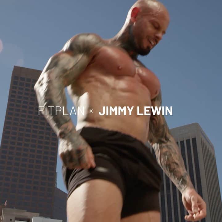 Michelle Lewinのインスタグラム：「Guys, listen up! Win $500, EASILY! -@Jimmy_Lewin’s BEGINNER workout routine (3 days a week / 6 weeks), is NOW AVAILABLE on the app FITPLAN (Link in bio, free download). We are also giving away $500 in cash to ONE OF YOU (both MEN and women this time! Last times winner NOW announced on my Stories) Requirements: ✅TAG 3 FRIENDS or more, that you know want to start a healthier lifestyle for 2020💪🏻 ✅Follow @jimmy_lewin ✅Download FITPLAN from the link in my bio. ✅Start the 7 day FREE TRAIL on Jimmy’s plan on FITPLAN (just follow the instructions in the app) ✅Check my Stories on Sunday, January 19h, to see who wins $500. (You can tag 3 friends in one comment, and 3 more in another comment etc) -Let’s get you guys in shape!👍🏻 This is you first step to a healthier and happier YOU🙏🏻」