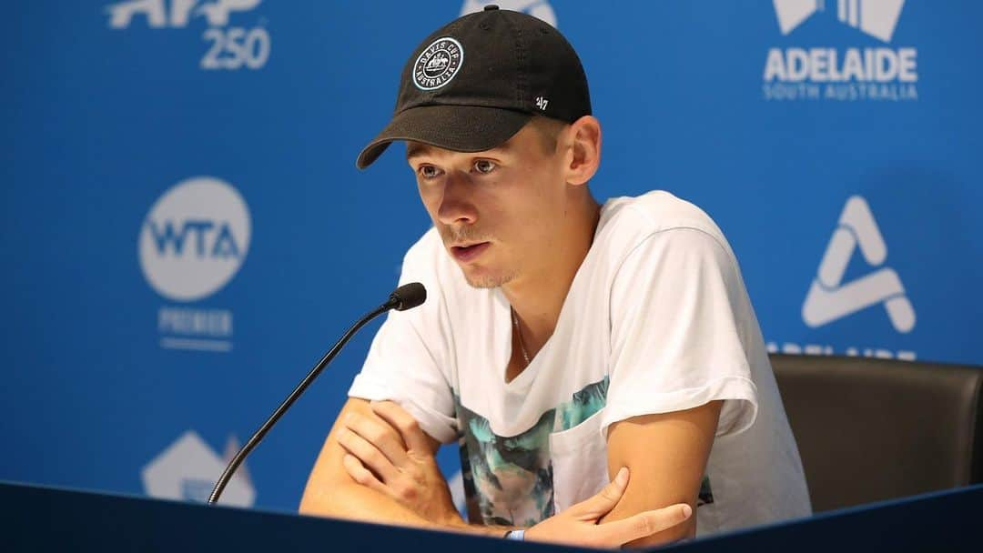 アレックス・デミノーさんのインスタグラム写真 - (アレックス・デミノーInstagram)「Devastated I had to pull out of @adelaideinternational 😓😓 Now to do everything possible to recover for the @australianopen 🙏🙏」1月14日 8時50分 - alexdeminaur