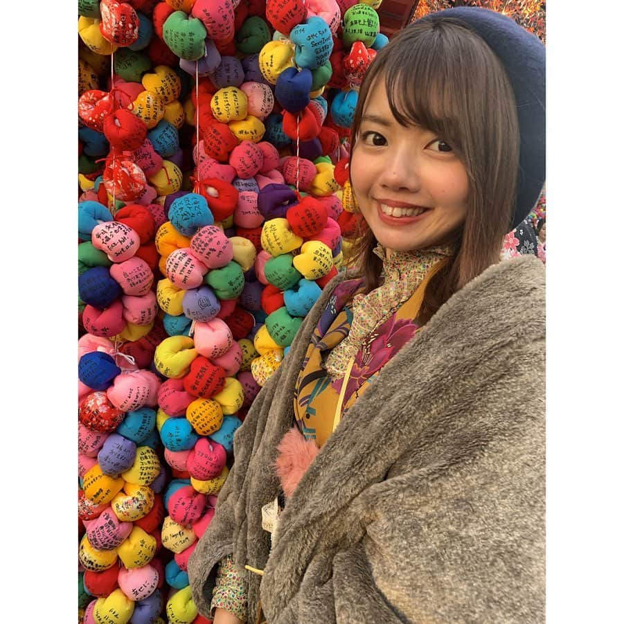 加藤里奈（カトリーナ）さんのインスタグラム写真 - (加藤里奈（カトリーナ）Instagram)「❤️🧡💛💚💙💜 八阪庚申堂にも行きました🙆‍♀️ * * * #八阪庚申堂 #神社巡り #神社好きな人と繋がりたい #神社好き #神社仏閣  #京都 #京都観光 #京都旅行 #京都巡り #着物 #着物ヘア #着物コーディネート #着物レンタル #着物女子 #着物好き #きもの #きものコーディネート #きもの女子 #きものコーデ #お着物 #着物生活 #kimono #kimonostyle #kimonofashion #タビジョ #インスタ映え #映えスポット #女子旅 #女子旅行 #人気スポット」1月14日 1時01分 - rinakatoktriiina