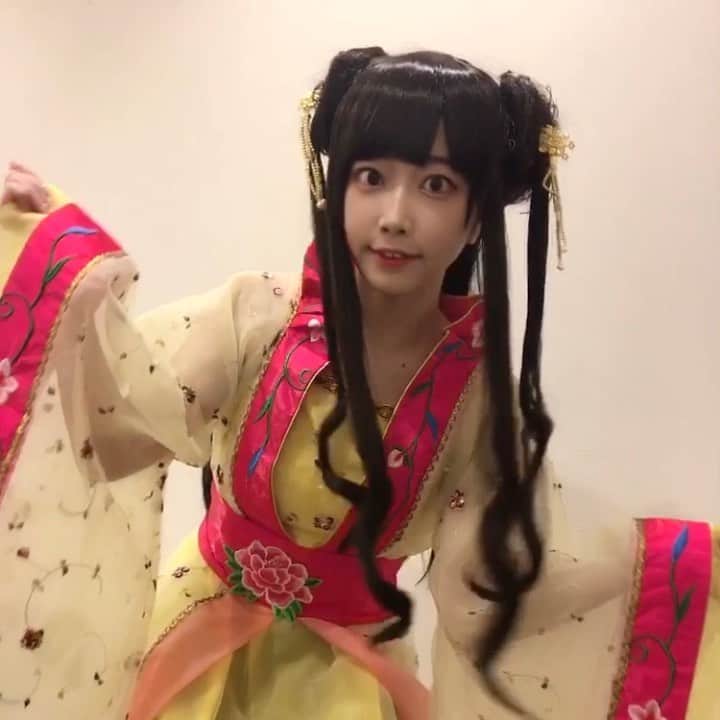 西井綾音のインスタグラム：「. . .  成田空港で開催していた 七福神コスプレイヤー回遊イベントに出演しました！！💓 . . 私は恵比寿役だったよ✨ . . . . . Please follow me 💓💓 . . . . . . . . #西井綾音 #七福神 #振袖 #恵比寿 #コスプレ #コスプレイヤー #インスタグラビア #撮影会モデル  #ポートレイト #成田空港  #cosplay  #cosplaygirl #cosplayer  #idol #animecosplay #kawaii #kawaiigirl  #japanesegirl #model #anime  #lfl #likeforfollow #l4l #角色扮演  #动漫 #코스프레 #性感」