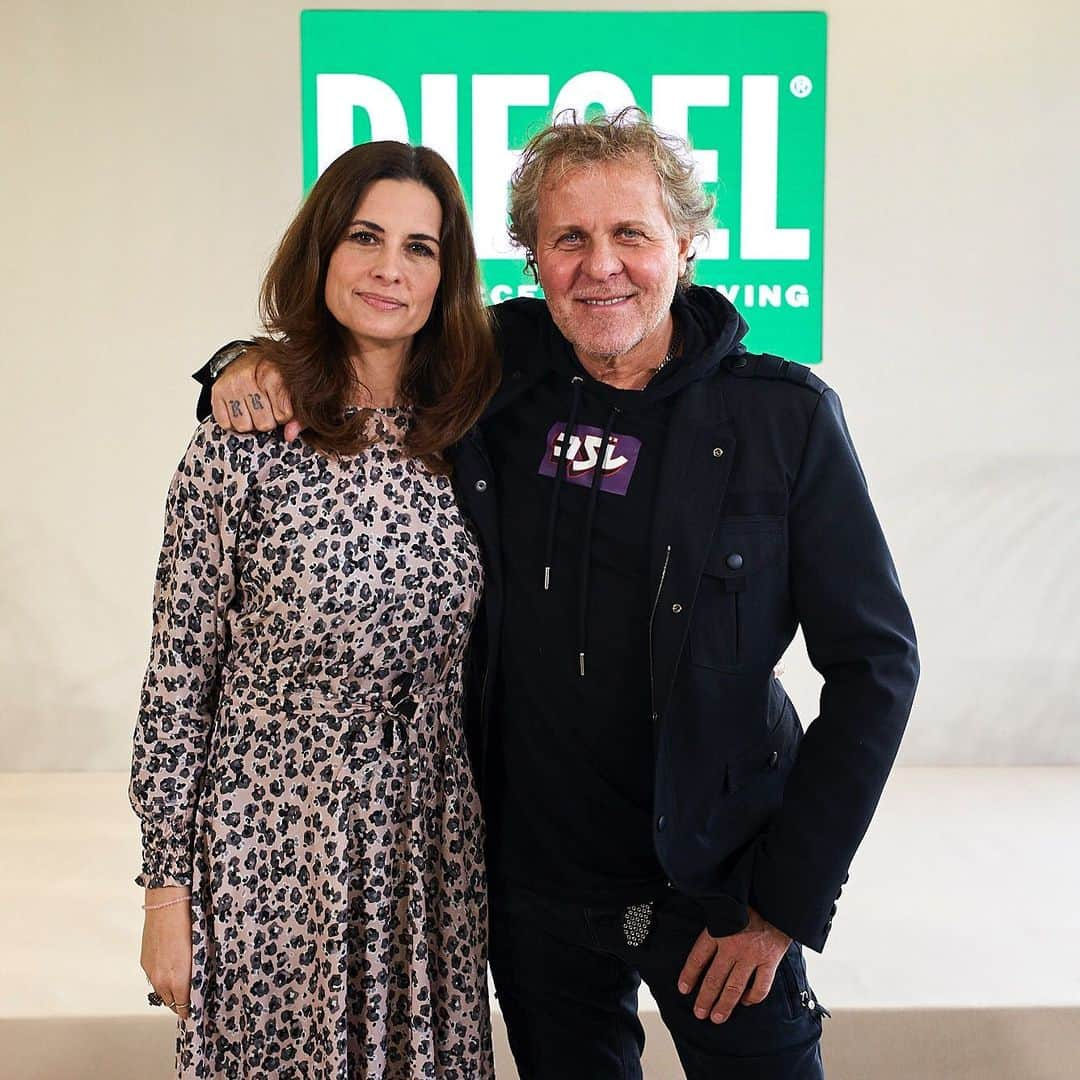 ディーゼルさんのインスタグラム写真 - (ディーゼルInstagram)「Diesel begins new decade by launching ‘For Responsible Living’ Strategy at Milan Fashion Week. A commitment to taking action for the benefit of current and future generations and ensuring Diesel’s continuing success in a changing world. #Diesel #ForResponsibleLiving #CNMI #MilanFashionWeek #MFW #sustainability @diesel @ecoage @liviafirth @renzorosso @cameramoda」1月14日 1時50分 - diesel