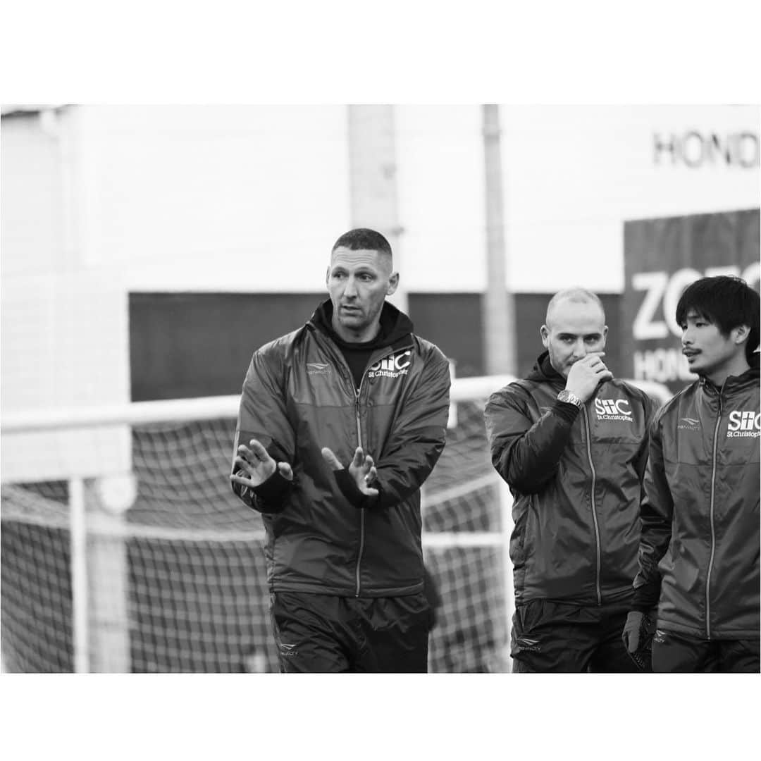 マルコ・マテラッツィさんのインスタグラム写真 - (マルコ・マテラッツィInstagram)「Thank you to @therealsalgado and his partner Takeshi @unoworldsports for having me in their academy in Japan #michelsalgado #japan #🇯🇵 #tokyo #legends #robertpires #trainingcamp @robert_pires07」1月14日 3時17分 - marcomaterazzi