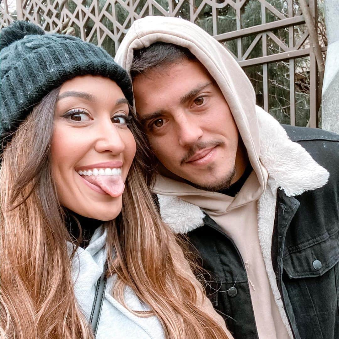 パブロ・フォルナルスのインスタグラム：「Together 👸🏽👨🏽」