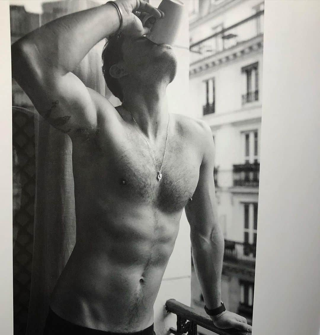 フランシスコ･ラチョースキーさんのインスタグラム写真 - (フランシスコ･ラチョースキーInstagram)「from the Lachowski family book #mondayfeels 📸 @ricardogomesinst」1月14日 5時51分 - chico_lachowski