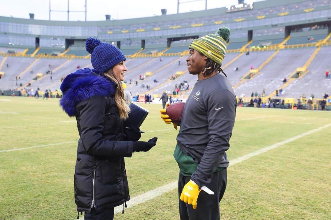 エリン・アンドリューズのインスタグラム：「Lambeau in January @jeffreyphelps」