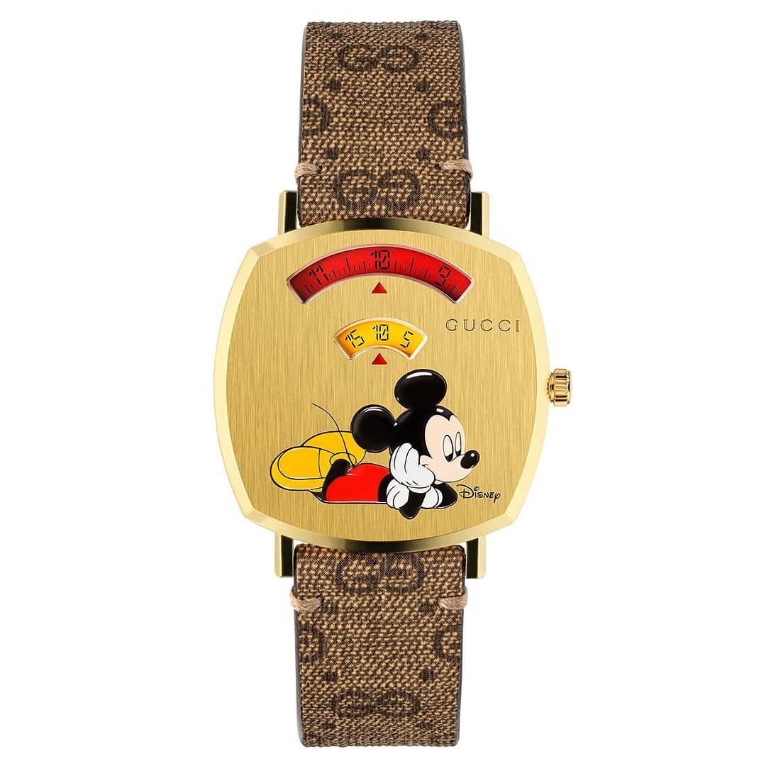 HYPEBEASTさんのインスタグラム写真 - (HYPEBEASTInstagram)「@hypebeaststyle: @gucci has delivered its latest timepiece from the Cruise 2020 collection. Coinciding with this Lunar New Year, this special version of the Gucci Grip watch was created alongside @disney. Find both versions in-store.⁠⠀ Photo: Gucci」1月14日 7時26分 - hypebeast