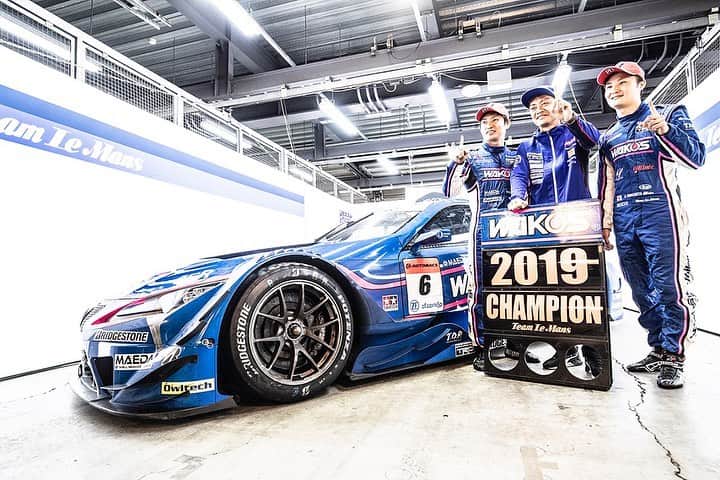 LEXUS / レクサスさんのインスタグラム写真 - (LEXUS / レクサスInstagram)「INTERSECT BY LEXUS - TOKYO 1Fガレージでは、1月15日(水)より、国内最高峰のスポーツカーレース「SUPER GT / GT500 Class」2019シーズンのチャンピオンマシン「WAKO’S 4CR LC500」を展示いたします。SUPER GTに詳しいスタッフが、説明員としてガレージでお待ちしております。 LEXUS LFAから7年。2017年にデビューしたハイパフォーマンスモデル LEXUS LC。そのロードモデルと時を同じくして、SUPER GT GT500クラスに参戦を果たしたのが、レース専用のチューンナップが施されたLC GT500モデルになります。﻿ INTERSECT BY LEXUSでぜひご覧ください。﻿ 展示期間：1月15日(水)～1月29日(水)﻿ ﻿ #レクサス #インターセクトバイレクサス #レクサスLC #スーパーGT #南青山 #モータースポーツ #MOTORSPORT #Lexus #Lexusjapan #Lexusjp #ExperienceAmazing #IntersectByLexus #SUPERGT #LexusLC #GT500 #LC500 #LCGT500 #car #cars #drive #driving」1月14日 18時00分 - lexus_jp