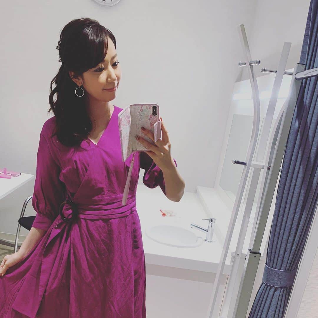 須黒清華のインスタグラム：「始まりました〜‼︎ (始まってしまってます笑) . 「ありえへん∞世界 貴重映像祭りSP‼︎」 テレビ東京55周年を勝手に振り返る2時間🍀 . 今日の放送は本当に皆さんに見て頂きたい、永久保存版の内容なんですー✨✨ 関ジャニの皆さんや、美輪明宏さんの秘蔵映像が満載っ‼︎ テレビ東京でしか、今日しか見られないかもしれませんよっ😎✨ #テレビ東京 #テレビ東京55周年 #歴史 #秘蔵映像 #関ジャニ #関ジャニ秘蔵映像 #美輪明宏 さん #伝説の番組 #テレ東伝説 #ありえへん世界  #衣装 #frayid #フレイアイディー」