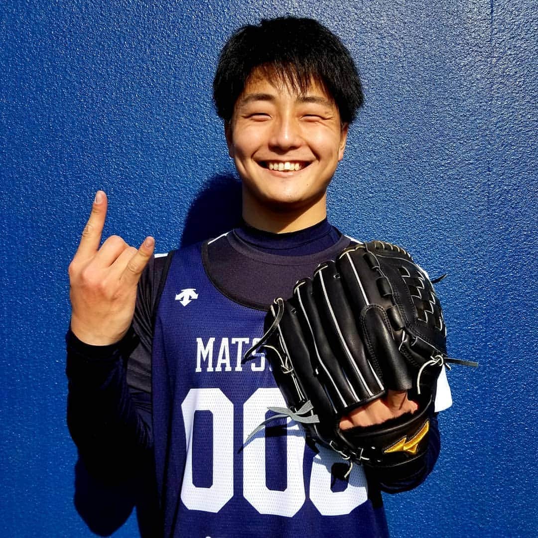 オリックス・バファローズさんのインスタグラム写真 - (オリックス・バファローズInstagram)「#松山真之 #008 #ルーキー #東京出身 #都立第四商業高校 出身 #富山GRNサンダーバーズ 出身 #顔と名前を覚えてください #応援よろしくお願いします #Bs2020 #buffaloes #baseball #ORIX #プロ野球」1月14日 12時30分 - orix_buffaloes