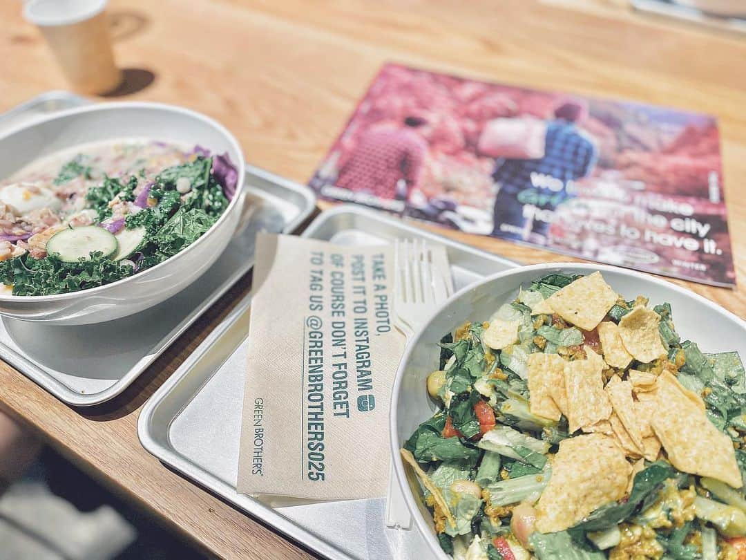 布川桃花さんのインスタグラム写真 - (布川桃花Instagram)「好きなサラダ屋さん🥗💕 . 🗣GREEN BROTHERS 青山一丁目店 東京都港区北青山1-2-3 青山ビルディング1F . #greenbrothers #momoka_gourmet #momoka_beauty」1月14日 13時08分 - momoka_fukawa