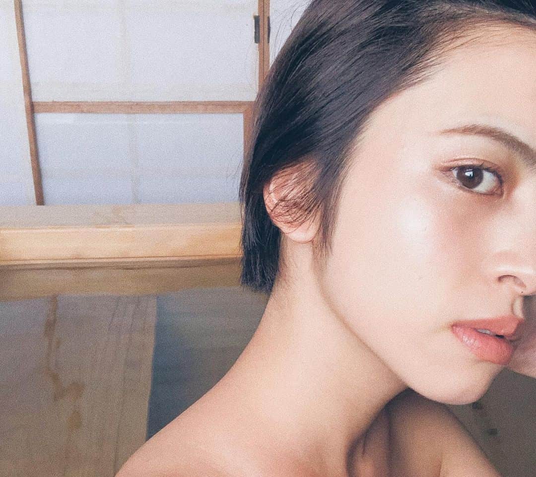 新郷桃子さんのインスタグラム写真 - (新郷桃子Instagram)「××× .  今年こそ温泉マイスター検定取るゾ✌︎」1月14日 13時29分 - rinnnnn01
