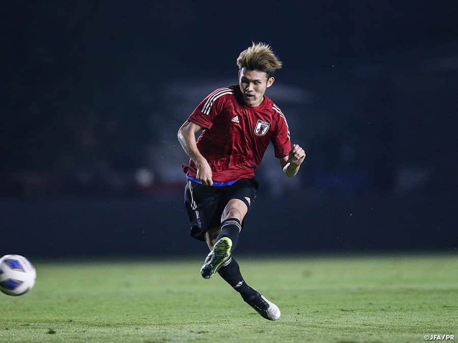 日本サッカー協会さんのインスタグラム写真 - (日本サッカー協会Instagram)「📸#U23日本代表 U-23カタール戦に向けて準備開始 ・ AFC U23選手権タイ2020のグループステージ第2戦・U-23シリア戦から一夜明けた1月13日(月)、U-23日本代表はバンコク市内で夜からトレーニングを行いました。 ・ この日、宿舎では通常のミーティングに加えて選手のみでのミーティングも行われました。今大会で定めた目標に手が届かなかった状況で、U-23日本代表をどう改善していくか、意識のすり合わせを図っていました。 ・ グループステージ最終戦で初勝利を目指す日本は15日(水)、U-23カタール代表と対戦します。試合はRajamangala Stadiumで行われ、20:15（日本時間22:15）よりキックオフ予定です。 ――― 🏆AFC U-23選手権タイ2020（1/8～26） 1/9 1-2 U-23サウジアラビア🇸🇦 1/12 1-2 U-23シリア🇸🇾 1/15 22:15 🆚U-23カタール🇶🇦 📺テレビ朝日系列/NHK BS1 👉大会情報はJFA.jpへ #daihyo #U23日本代表 #AFCU23 ―――」1月14日 13時44分 - japanfootballassociation