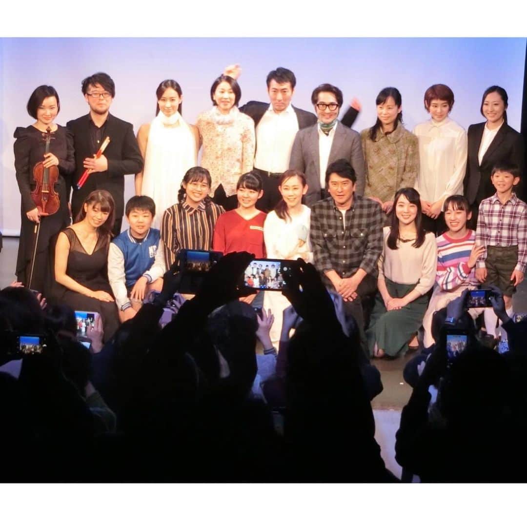 川崎麻世さんのインスタグラム写真 - (川崎麻世Instagram)「‪今回、演出 作詞作曲 プロデュース 出演と五役を務めさせて頂いた朗読ミュージカル『ある家族』ーそこにあるものー。全公演大入り満員で昨夜無事に千穐楽の幕を降ろすことが出来ました。‬ ‪皆さまありがとうございました。‬」1月14日 14時16分 - mayokawasaki