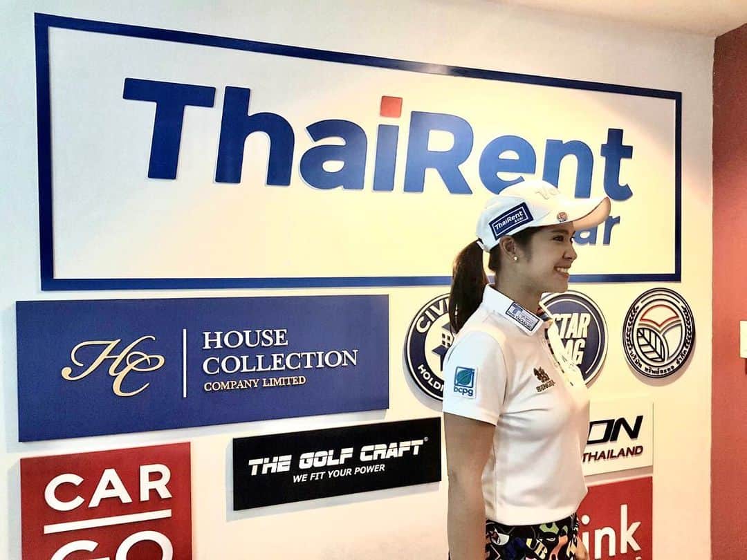 ポーナノン・ファトラムさんのインスタグラム写真 - (ポーナノン・ファトラムInstagram)「ขอบพระคุณบริษัท Thai Rent A Car ในการสนับสนุนคะ🙏 Thank you for your support this year😃💕 #เริ่มต้นปีด้วยสิ่งดีๆ #thairentacar ปล.ภาพเมื่อวานนะคะ😁」1月14日 14時26分 - waen_pornanong