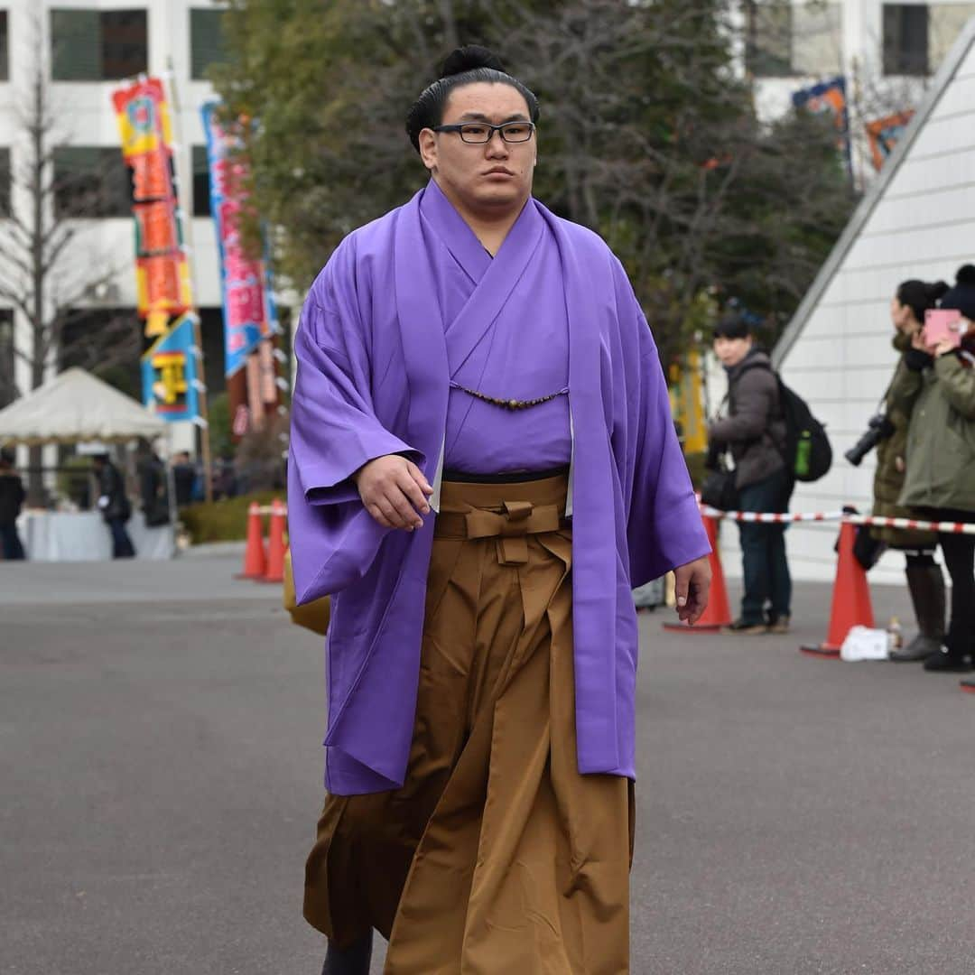 日本相撲協会さんのインスタグラム写真 - (日本相撲協会Instagram)「場所入り。 遠藤 豊昇龍  @sumokyokai﻿ #大相撲﻿ #sumo﻿ #相撲 ﻿ #力士﻿ #お相撲さん﻿ #japanphoto﻿ #sumowrestlers﻿ #japanculture #一月場所　#初場所　#2020年 #着物　#遠藤　#豊昇龍」1月14日 15時02分 - sumokyokai