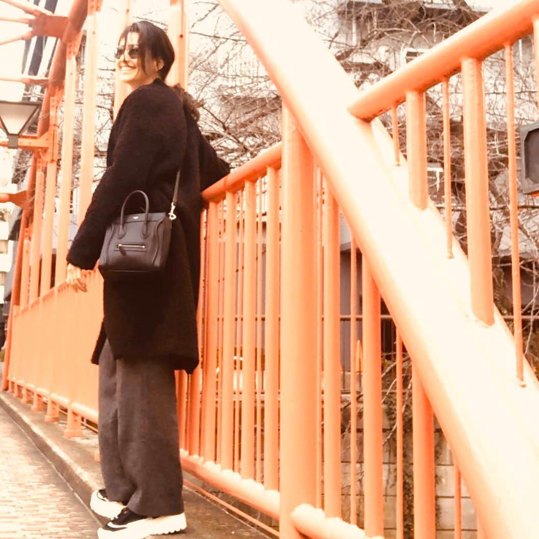 RINAさんのインスタグラム写真 - (RINAInstagram)「東京の冬 2020 #japan #tokyo #celine #celinebyhedislimane」1月14日 16時52分 - rina_karina0417