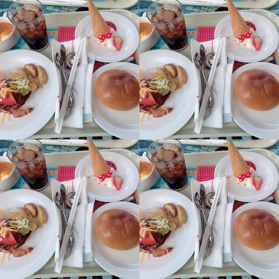 川崎希さんのインスタグラム写真 - (川崎希Instagram)「ディズニーランドでミニーちゃんのスペシャルメニューを食べたよ💓💓💓 #ディズニーランド #ベリーベリーミニー」1月14日 17時08分 - kawasakinozomi
