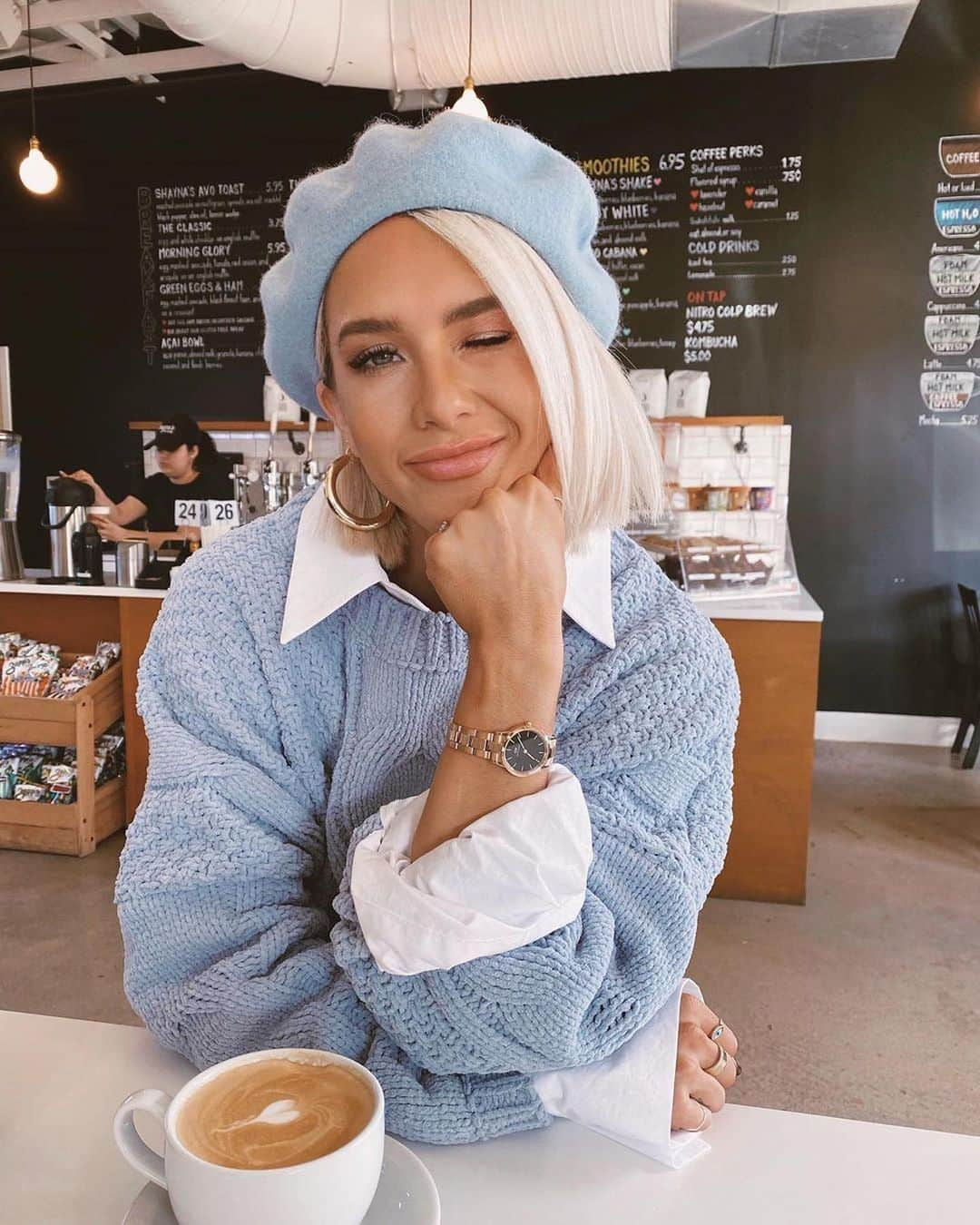 Angel™さんのインスタグラム写真 - (Angel™Instagram)「Which outfit would you add to your shopping list? Credit @joandkemp #americanstyle #ootd #outfit #style #fashion #winterfashion #winteroutfits #onlineshopping #sweater ❤️ #asaqueen」1月14日 19時40分 - americanstyle