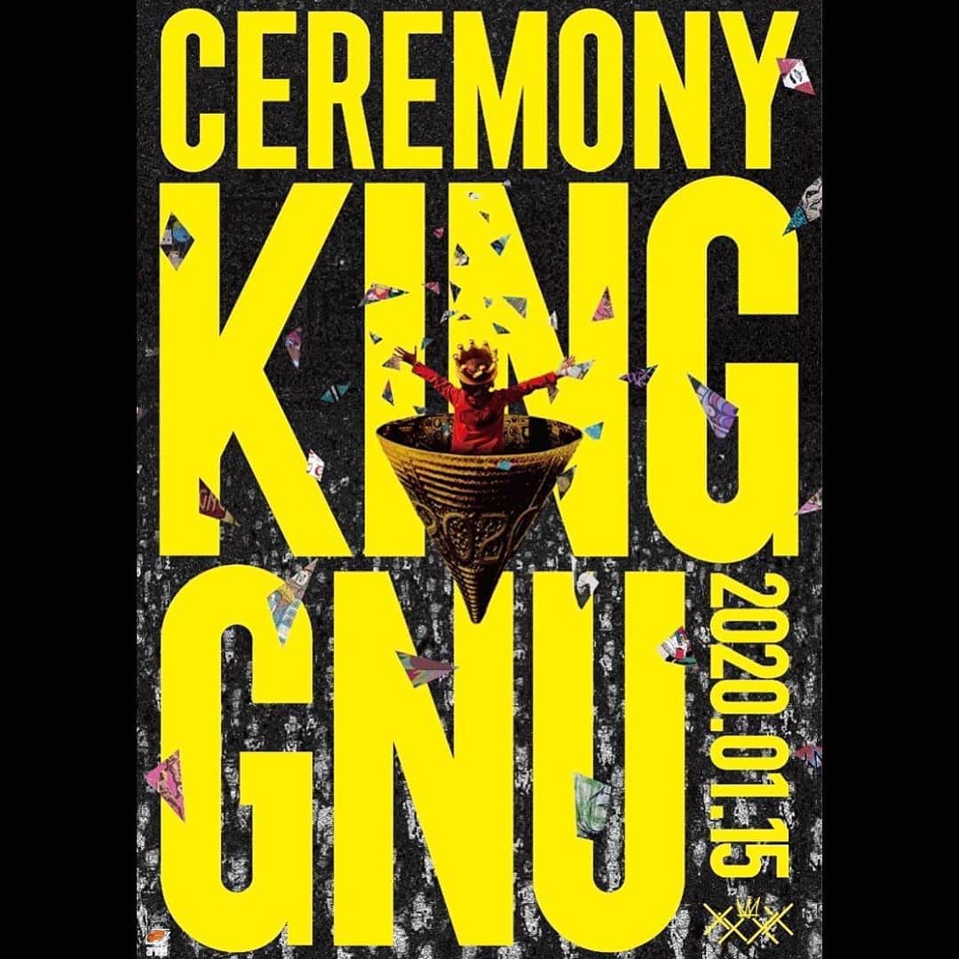 常田大希さんのインスタグラム写真 - (常田大希Instagram)「ㅤ ㅤ 2020.01.15 とても長かった. みんなありがとう. 本当に. ㅤ #KingGnu #CEREMONY」1月14日 19時58分 - daikitsuneta