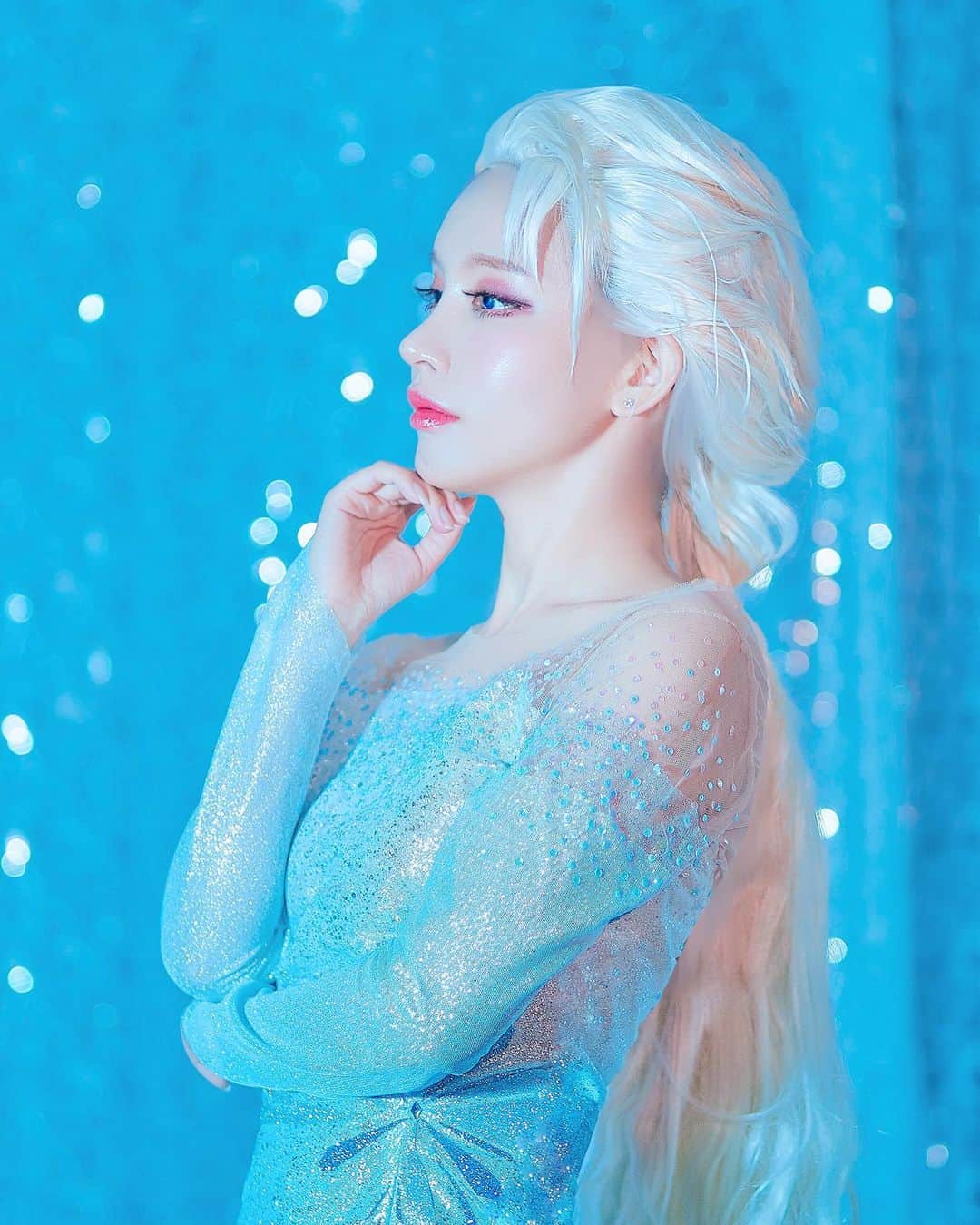 HAIMさんのインスタグラム写真 - (HAIMInstagram)「겨울왕국 엘사❣️ #엘사 #겨울왕국2 #겨울왕국 #Frozen #Elsa #cosplay #elsacosplay」1月14日 20時20分 - haim__s