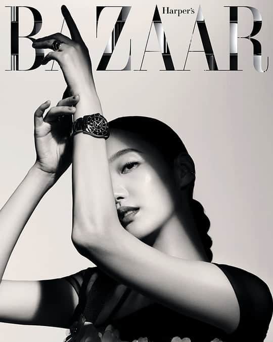 Just a girlさんのインスタグラム写真 - (Just a girlInstagram)「Kim Go Eun @ggonekim For Harper's BAZAAR Korea Magazine December 2019 Issue . . . . . #김고은 #KimGoEun #koreangirl #맞팔 #셀스타그램 #셀카 #얼스타그램 #데일리 #선팔 #인스타그램  #f4f  #like4like #ootd  #おしゃれ #オシャレ #いいね返し #フォロー #韓国人 #韓国 #セルカ #自撮り #ファッション #フォロー #goeun」1月14日 21時42分 - cecithegirl