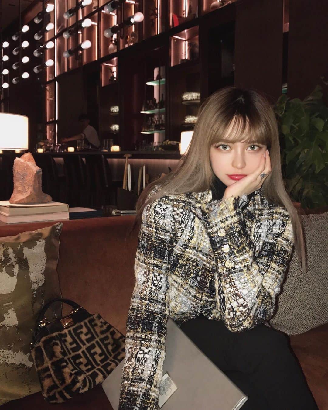 Grace Chowのインスタグラム：「又是淑女的一天」
