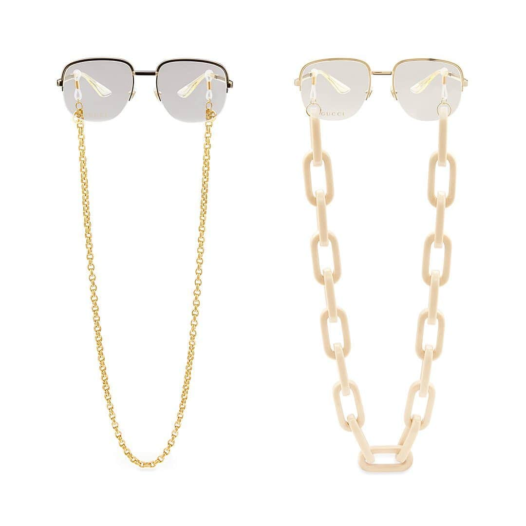 HYPEBEASTさんのインスタグラム写真 - (HYPEBEASTInstagram)「@hypebeaststyle: @gucci has added slew of new “Eyewear Chains” to its Spring/Summer 2020 sunglasses collection. Attaching on to the sunglasses, the chains come in either a resin and metal chain with palladium finish or a full-metal chain with a gold finish, and can be carried around the neck when indoors. Look for them to arrive in the coming months ahead with a price tag of approximately $370 USD.⁠⠀ Photo: @kering_official」1月14日 22時12分 - hypebeast