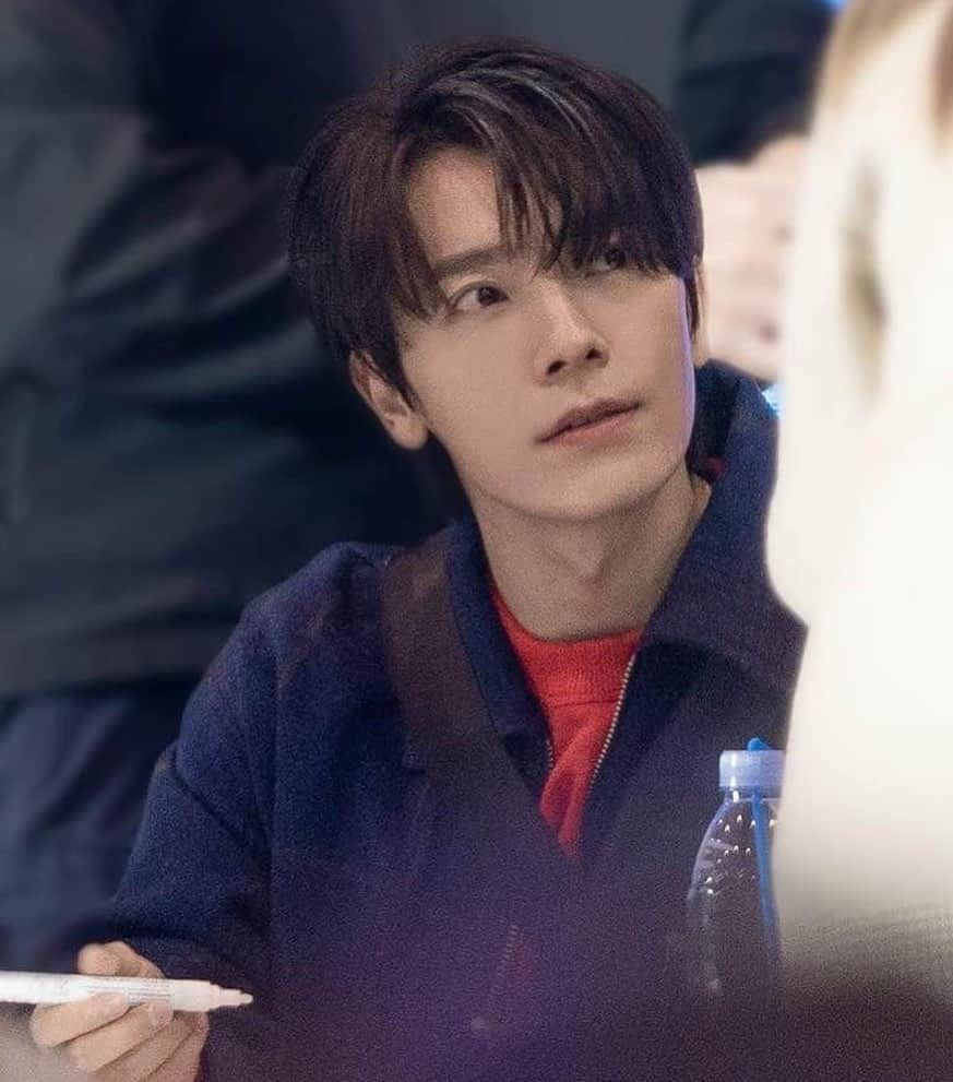 ドンヘさんのインスタグラム写真 - (ドンヘInstagram)「이름이 뭐에요 ?」1月14日 22時30分 - leedonghae