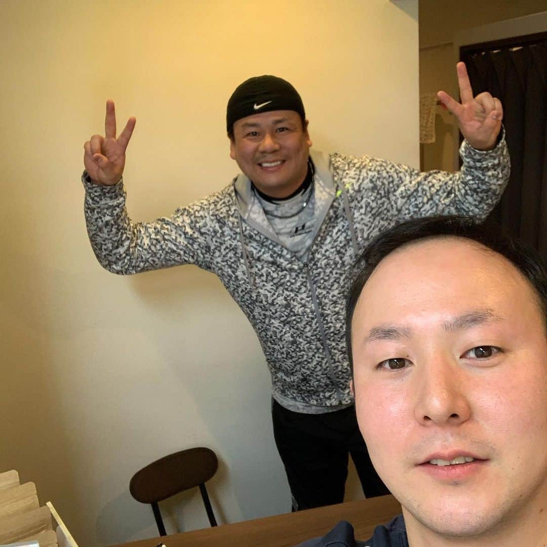 増渕竜義のインスタグラム：「今年もお世話になります😬‼️ ↓ちいさな整体院↓ https://rac-n.com/  引き続き僕の投稿を見たと言ってもらえると割引されます^ - ^  #野球#スポーツ#プロ野球#増渕竜義#整体#赤羽#ちいさな整体院」
