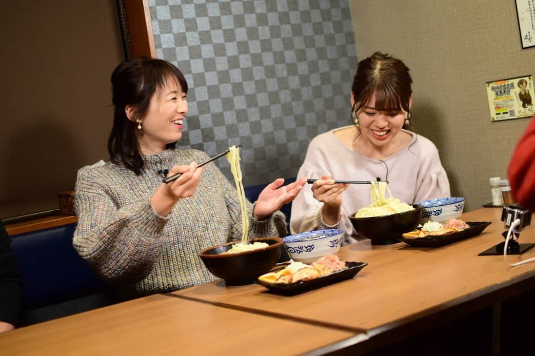 今井美穂さんのインスタグラム写真 - (今井美穂Instagram)「今夜の新潟ジョシ部は﻿ 長岡の麺香房ぶしやさんからお届け😊🍜﻿ ﻿ つるっつるのつけ麺﻿ 旨味たっぷりのスープ﻿ 盛りの良さ😍﻿ ﻿ 最高でした〜😆﻿ ﻿ 今日はいつもより15分遅い﻿ 24時11分からの放送です✨﻿ ﻿ ご覧頂けたら嬉しいです😊﻿ ﻿ ﻿ #BSN﻿ #新潟ジョシ部﻿ #長岡ラーメン﻿ #ラーメン女子﻿ #ハッピーパス﻿ #麺香房ぶしや」1月14日 23時00分 - imaimiho1209