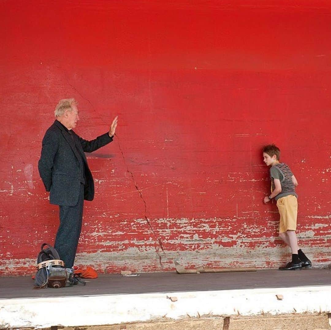 のインスタグラム：「🎬. 엄청나게시끄럽고믿을수없게가까운. Extremely Loud & incredibly close.」