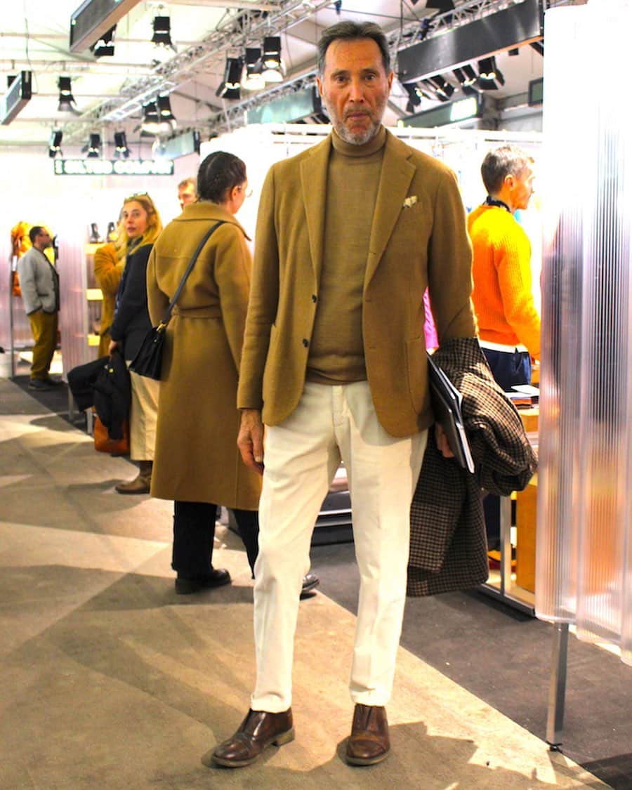 のインスタグラム：「#pitti #pittiuomo #pittiuomo97 #pitti97 #pittiimmagine #pu97 #pittiimmagineuomo97 #mensstyles #menswear #menwithclass #mensfashion #mensstreetstyle #classicwear #mensstyle #dapper」
