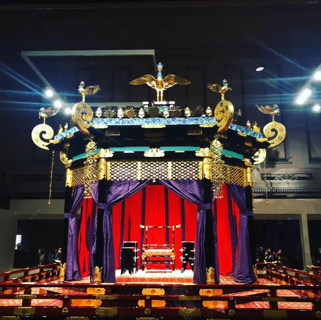 たいせいのインスタグラム：「高御座と御帳台を見てきた@トーハク」