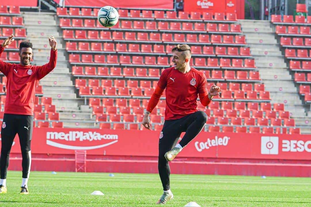 パブロ・マフェオのインスタグラム：「🕺🤩⚽️🔋」