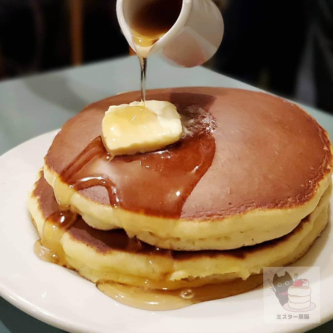 ミスター黒猫（黒猫仙人）のグルメインスタ