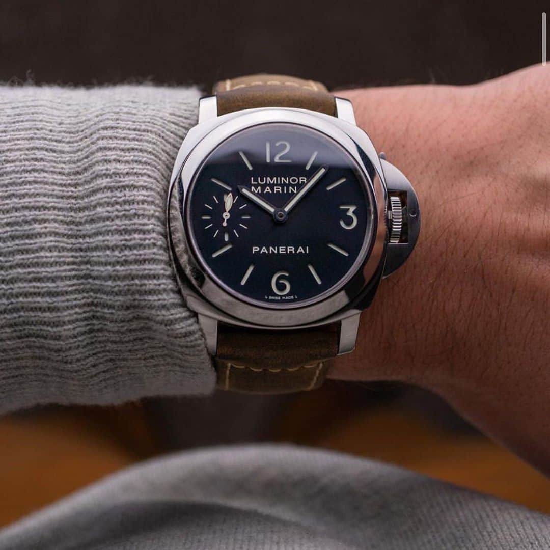 パネライのインスタグラム：「Sometimes going back to a classic every day wearable piece like the #Panerai #PAM111 is all you need.  Pic by @youreterrific1」