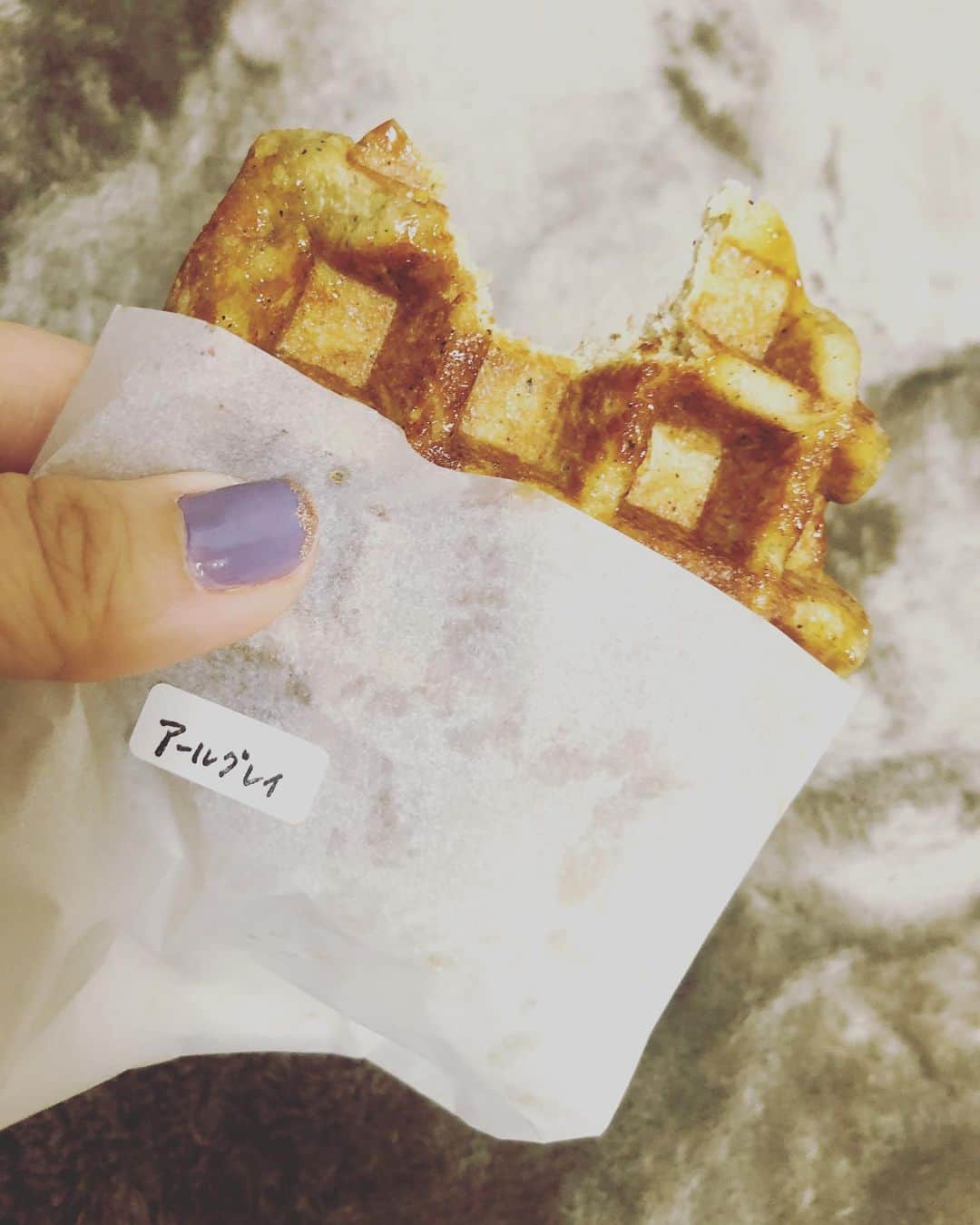 井上侑さんのインスタグラム写真 - (井上侑Instagram)「好き。  それだけでいいじゃないか  #earlgrey #waffle #好 #零食 #华夫饼」1月15日 13時11分 - yuinouehappy
