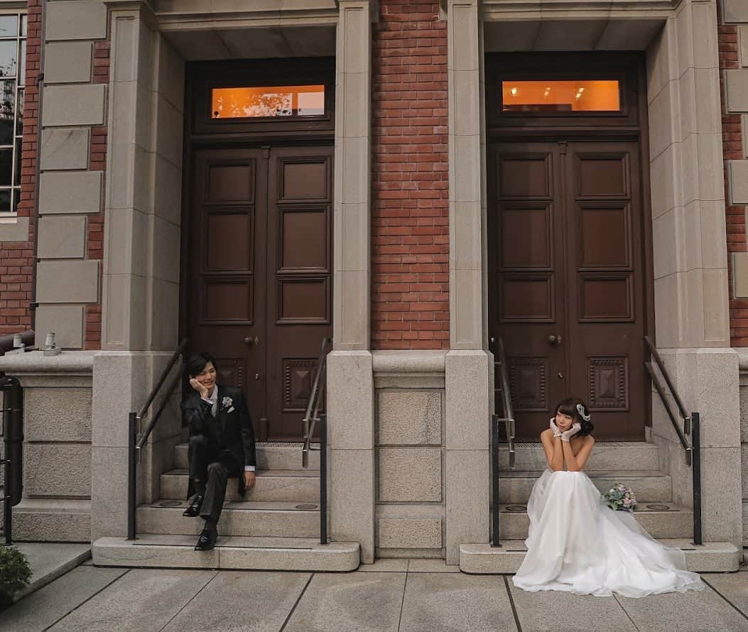 St.AQUA 東京の結婚式場 サンアクアチャペルさんのインスタグラム写真 - (St.AQUA 東京の結婚式場 サンアクアチャペルInstagram)「丸の内ロケーション . 大人気の前撮り撮影。 お二人きりで映画の中のような素敵な一枚を。 . . wedding date 2020.1.12 groom&bride T&S planner  Miku Yamaguchi photographer @iwamoto_yk . . . #サンアクア #サンアクアチャペル #d_wedding #海の近くのウエディング #2019年冬婚 #2020年春婚  #2020年夏婚 #2020年秋婚 #挙式とお食事会 #和装前撮り #少人数ウエディング #ファミリーウエディング #ウエディングブーケ #会場コーディネート #家族婚 #家族挙式 #マタニティウエディング #パパママ婚  #ブライダルフェア #ウエディングドレス #ドレス試着 #結婚式場探し #式場探し #式場見学  #プレ花嫁 #2人挙式  #船上ウエディング #結婚式準備 #竹芝 #日本中のプレ花嫁さんと繋がりたい」1月15日 13時37分 - staquatakeshiba