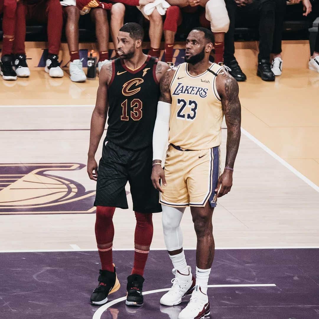 トリスタン・トンプソンのインスタグラム：「Couldn’t pull out the win, but last night was fun. Got another one tonight 😤」