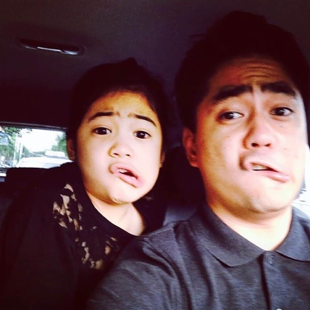 Niana Guerreroのインスタグラム：「happy birthday dad! thank u for being the best dad ever ❤️ i love you 🥳 this pic tho 😂」