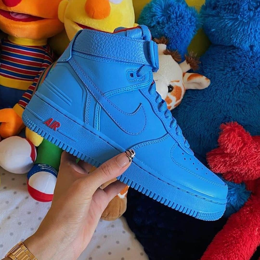 Sneaker Newsさんのインスタグラム写真 - (Sneaker NewsInstagram)「@chicagodonc revisits his Nike Air Force AF100 design and applies a Chicago-friendly colorway inspired by the city's flag. Expect these to hit on the 15th during All-Star Weekend. Link in bio for more info.」1月15日 7時31分 - sneakernews