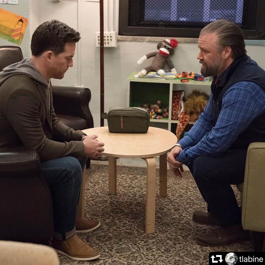 マイケル・ドイルのインスタグラム：「What he said... #repost @tlabine ・・・ WE ARE BACK!! Come see what we’ve been cooking up for you. Season 2...Part 2!!! Rocky road ahead for #IgMar and the rest of the @nbcnewamsterdam cast. This episode is insane. Directed by @craigzisk and written by our new #wunderkind @leahnanako Hope you have your Kleenex AND your stress ball at the ready. #newamsterdam #damfam」