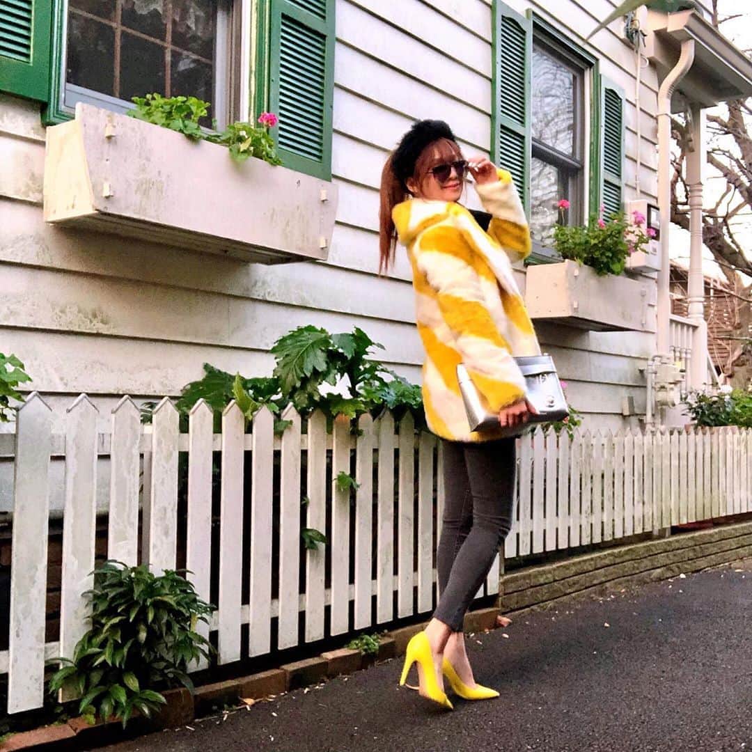 金山睦さんのインスタグラム写真 - (金山睦Instagram)「YELLOWコーデ🐥 #fashion #cordinate #yellowcordinate」1月15日 10時36分 - kanayama_chika