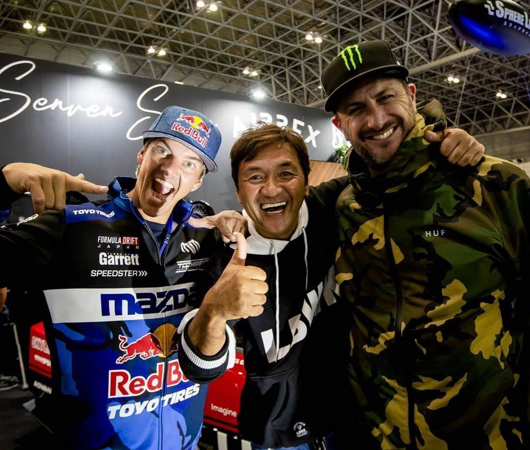 Wataru Katoさんのインスタグラム写真 - (Wataru KatoInstagram)「Big pleasure to meet you guys @madmike.123 & @kblock43 at TokyoAutoSalon!! Let’s do something crazy together!! See you soon anywhere!!」1月15日 10時55分 - libertywalkkato