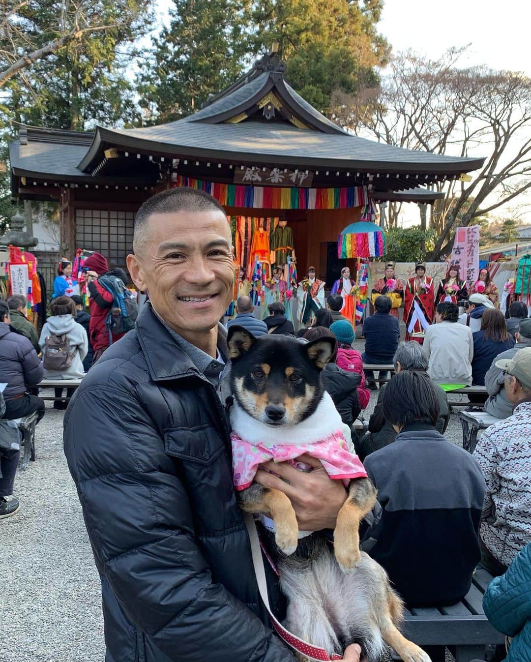 平山ユージさんのインスタグラム写真 - (平山ユージInstagram)「ひじき2歳の誕生日🐾 Happy Birthday Hijiki🎉🎉 #chocolateandhijiki #高麗神社」1月15日 22時03分 - yuji_hirayama_stonerider