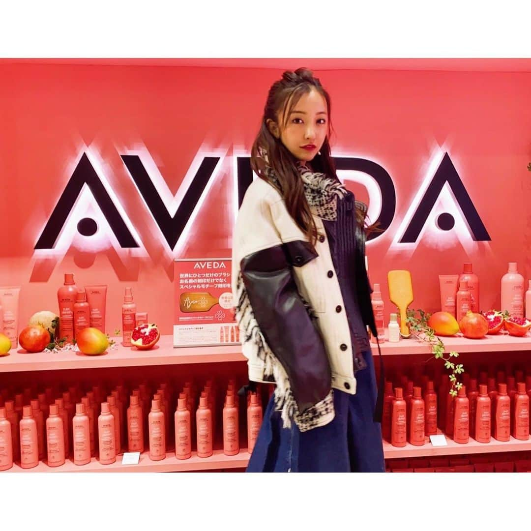 板野友美さんのインスタグラム写真 - (板野友美Instagram)「表参道店リニューアルオープン🍒  #aveda #ニュートリプレニッシュ #うるおい美髪#友Style」1月15日 22時14分 - tomo.i_0703