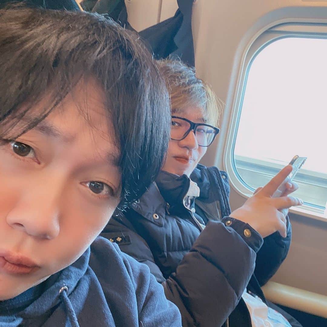 菅野祐悟のインスタグラム：「今日は一年に一回の恒例の人間ドッグin長野でした！ 天才実業家の親友、今村泰久君と人間ドッグに行き、温泉に入りお蕎麦を食べるツアー。 いつも二人で病気が見つからないかドキドキしながら結果を待ってるんですが、大きな病気もなく一安心。  健康の大切さが身に染みるお年頃。  皆様もくれぐれも健康には気をつけて下さいね。  スーパー人間ドッグはこちら↓ www1.bbweb-arena.com/mri/」
