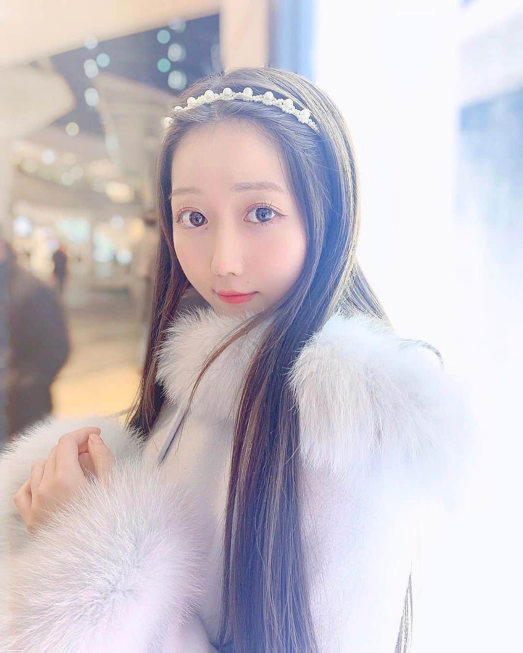 大谷映美里さんのインスタグラム写真 - (大谷映美里Instagram)「❄️ ㅤㅤㅤㅤㅤㅤㅤㅤㅤㅤㅤㅤㅤ おでこ出し！珍しいね👶🏻🍼 ㅤㅤㅤㅤㅤㅤㅤㅤㅤㅤㅤㅤㅤ ふわふわのコートは冬しか着れないから 今のうちにいっぱい着とくー（´-`）.｡oO（♡ ㅤㅤㅤㅤㅤㅤㅤㅤㅤㅤㅤㅤㅤ」1月15日 22時47分 - otani_emiri